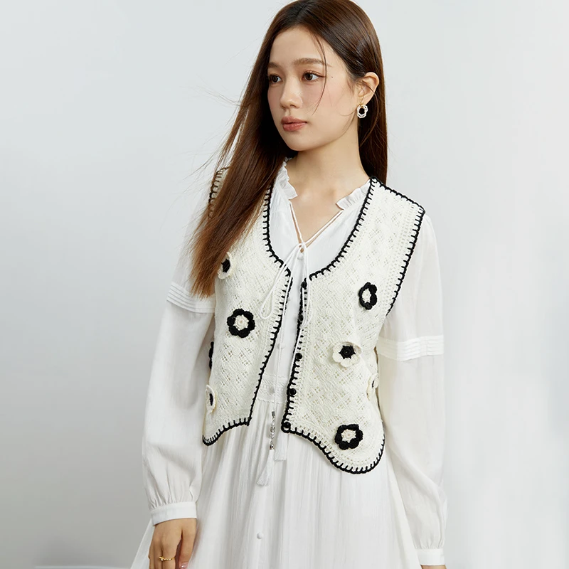 独束微胖MM大码女装森系复古手工钩花马甲百搭显瘦上衣23DS83355