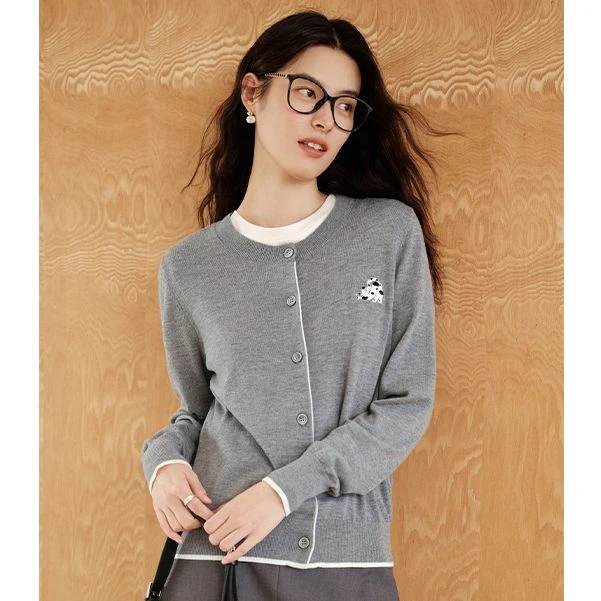 独束【小余专属】独束微胖大码女装萌趣毛针织衫24DS83043