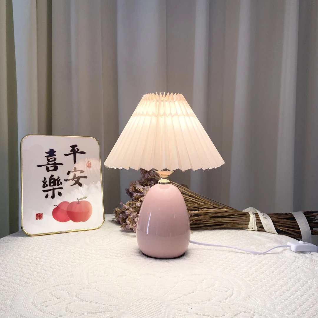 卧室床头灯氛围灯陶瓷台灯北欧ins风少女温馨台灯高端百褶小夜灯