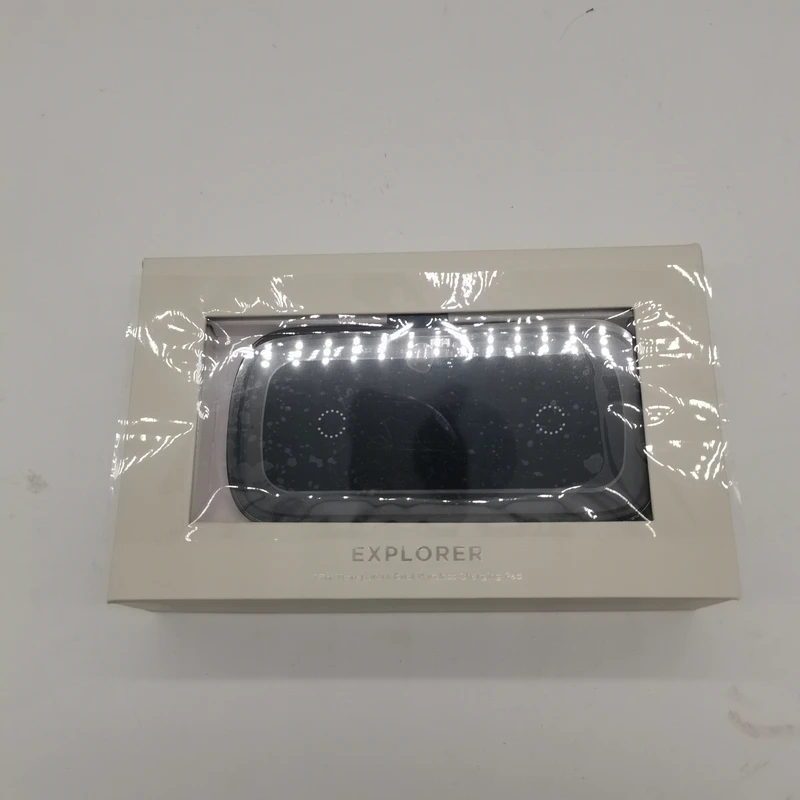 99新 品牌 99新  无线充电器（双充）