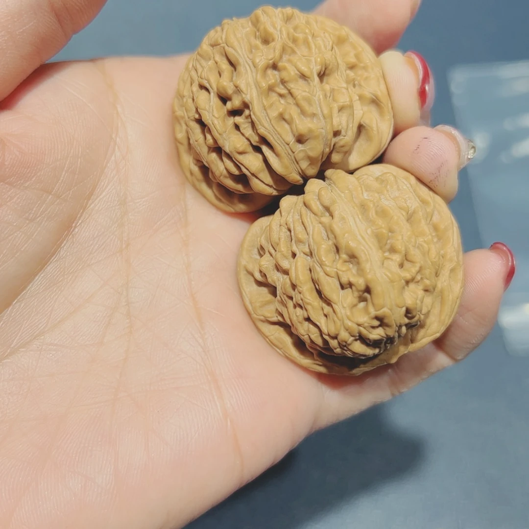 【闪购商品】文玩核桃吊坠虎*哥