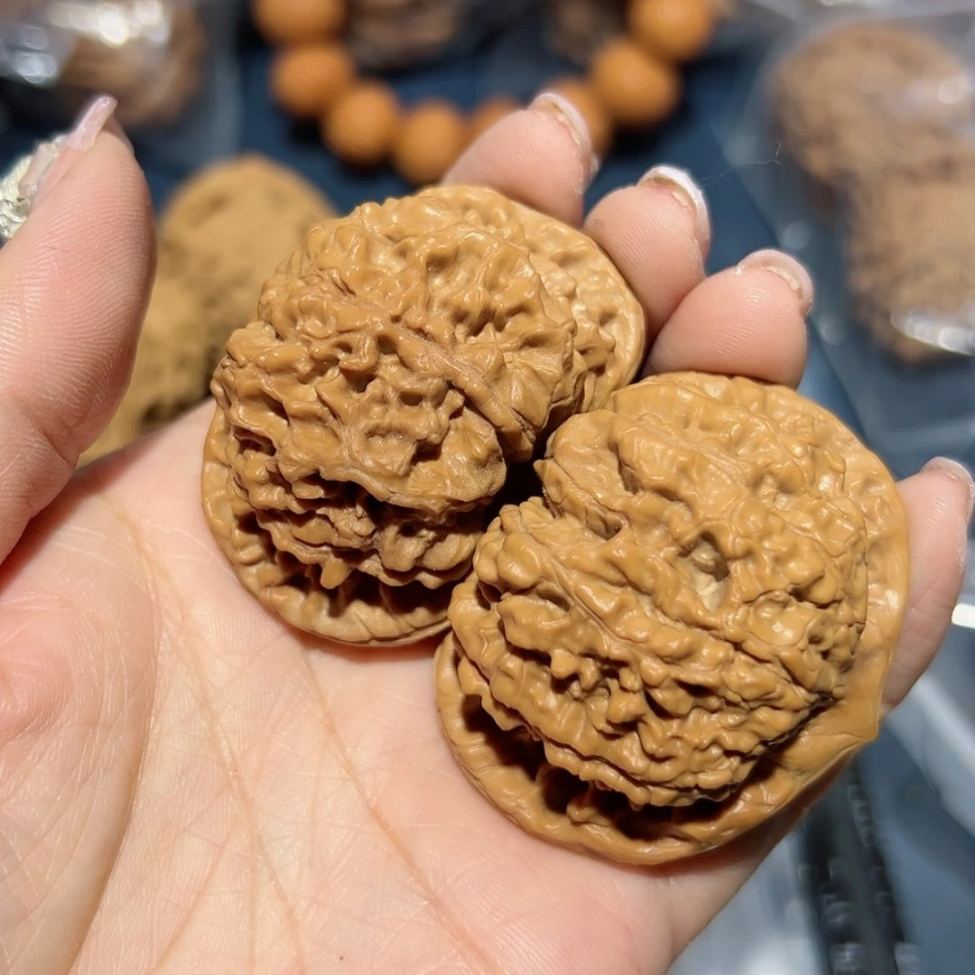 【闪购商品】猴头核桃吊坠高*