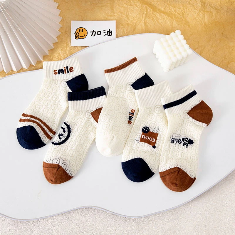 笑脸浮雕新款女士笑脸镂空网眼百搭薄款透气浅口短袜成人吸汗ins