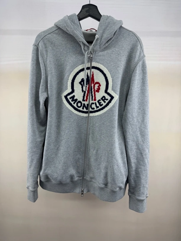 Moncler 胸口logo帽衫/2码/95新