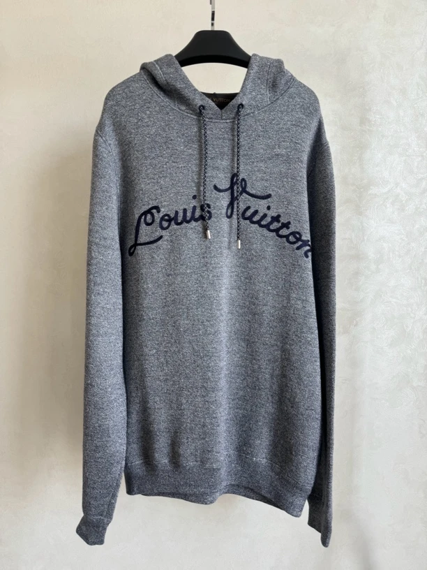 95新 LouisVuitton/路易威登 胸前刺绣logo帽衫/XL码/M2602