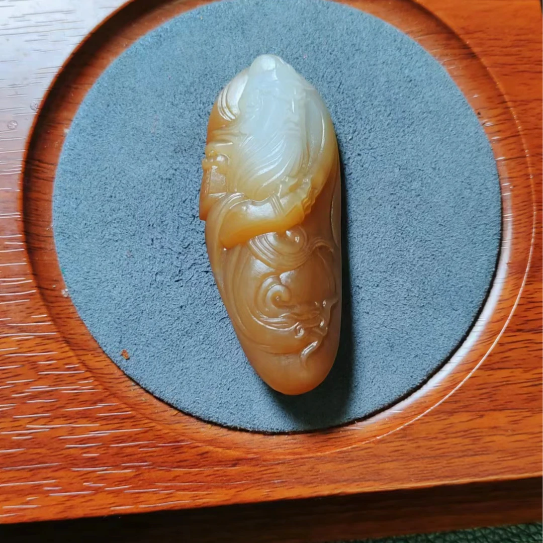 非金属锦纶吊坠 新疆糖料玉质吊坠