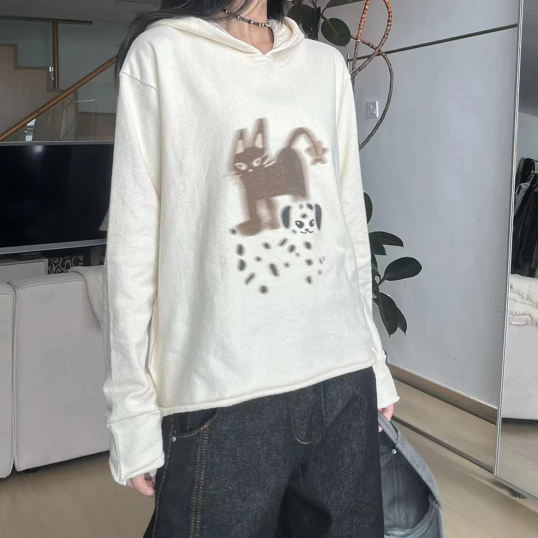 京元珍一一清清清！印花自然卷边设计肌理颗粒感毛巾料连帽卫衣