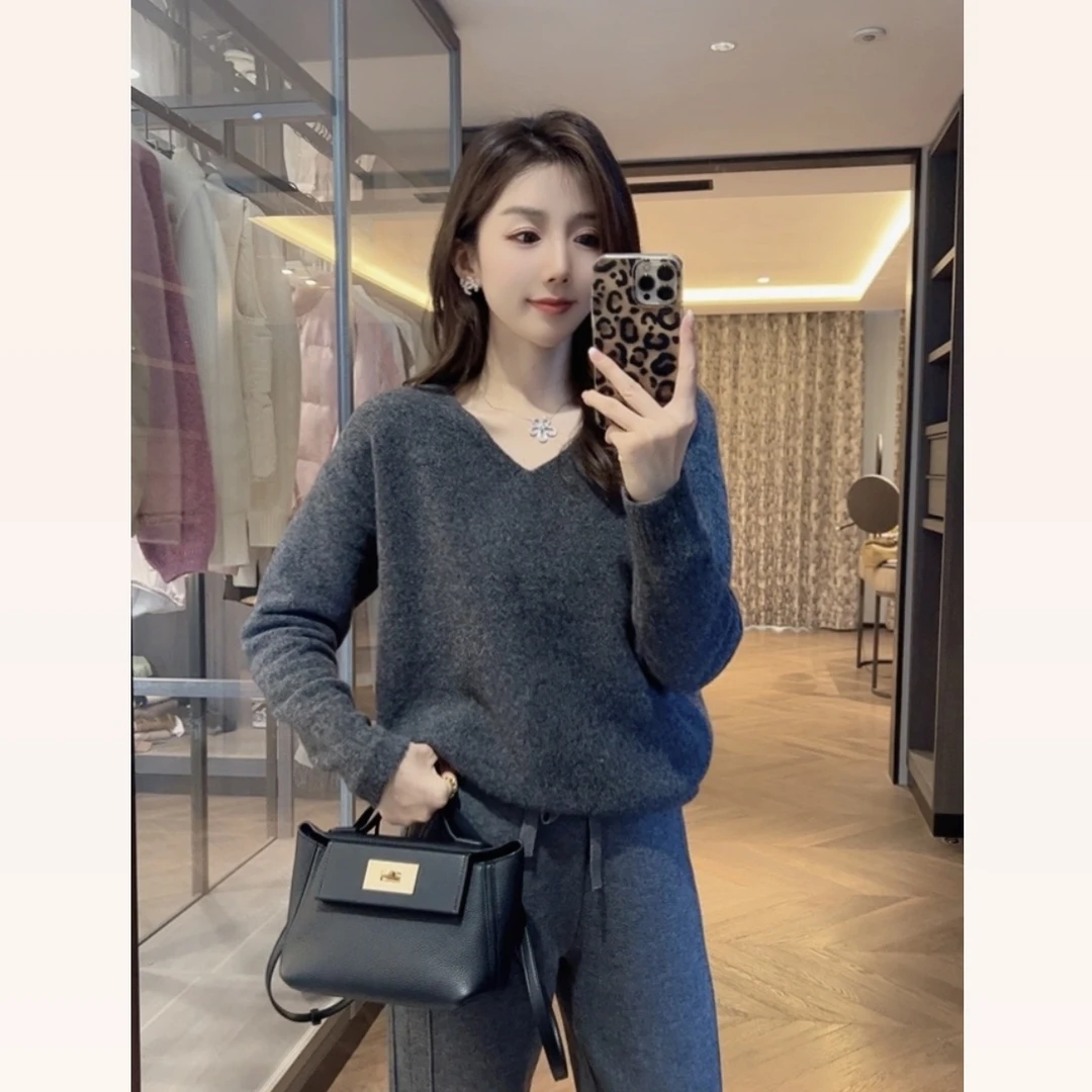 【大静静】怦然心动~温柔心领软糯舒适上衣1766