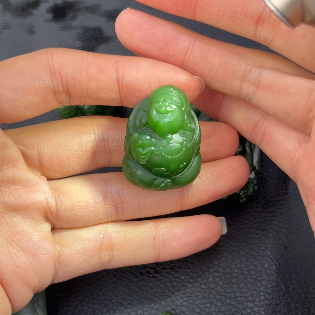 和田玉（碧玉）颈饰未镶嵌