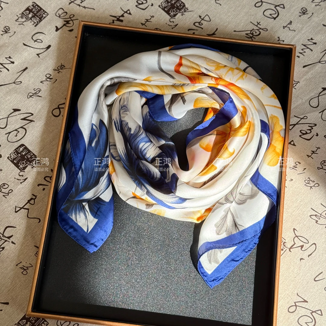 【蓝黄玉兰花】90X90香云缎 时尚高端气质印花方巾