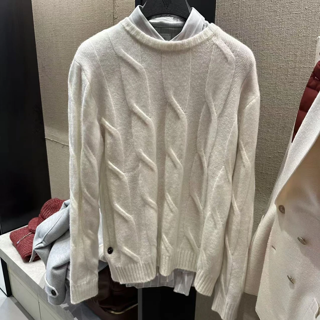 代e l e v e n t y 绒丝混纺白色毛衣 码数 xl xxl