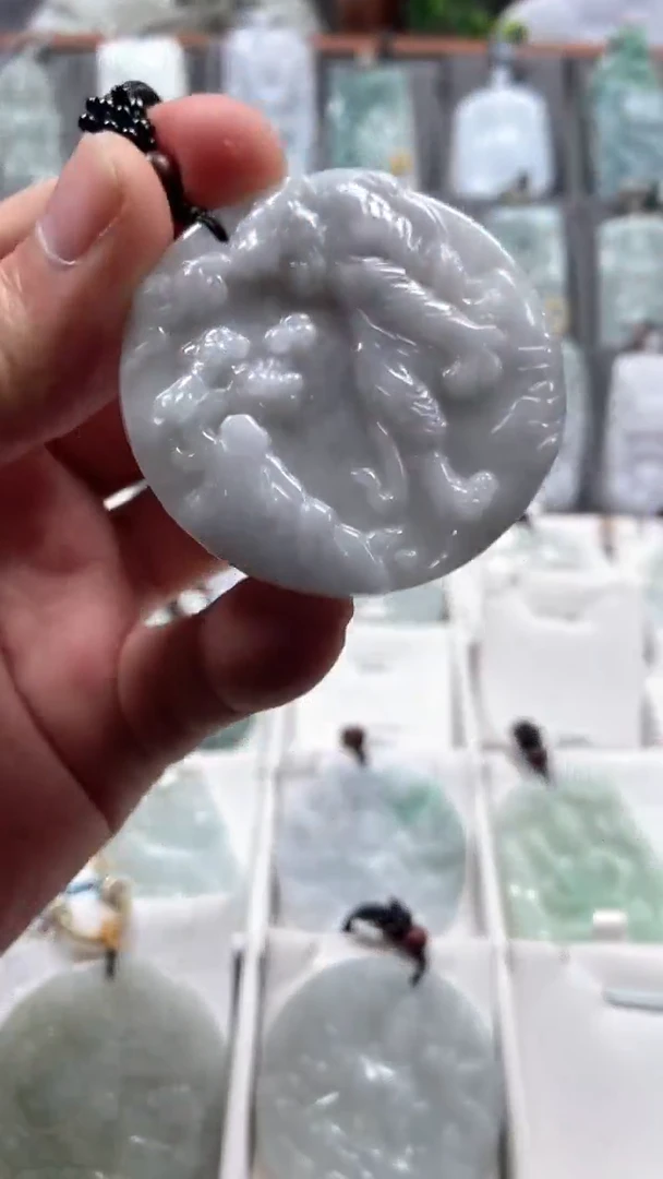 【闪购商品】翡翠颈饰未镶嵌····10/24/365