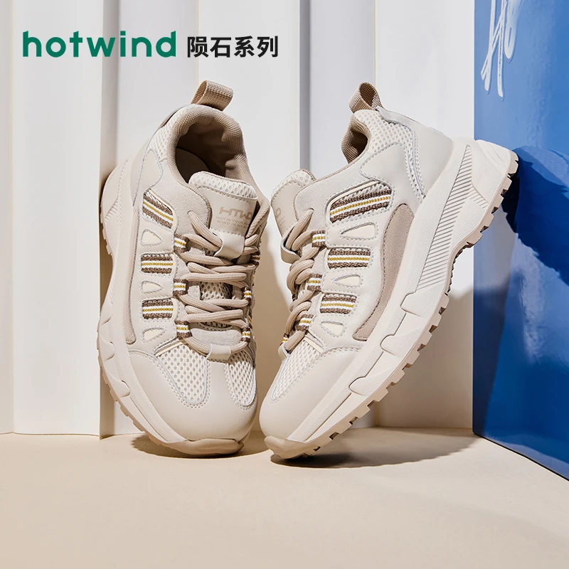 热风2024年春季新款女士时尚休闲鞋H42W4503