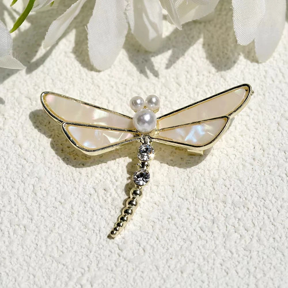 合金胸针 蜻蜓胸针女高档胸花西装大衣领针服装配饰别针扣A133