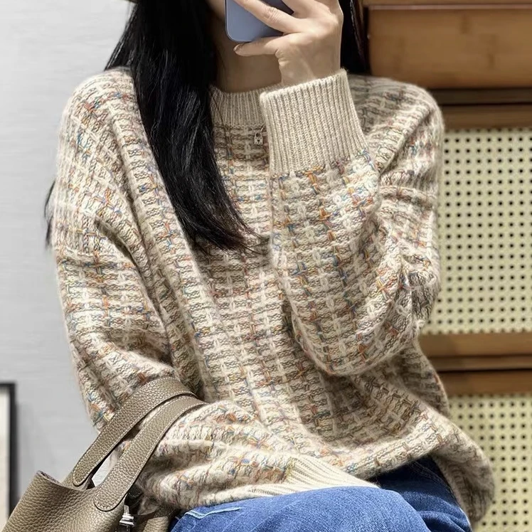 秋冬时尚休闲山羊绒纯手工加厚圆领针织百搭慵懒风宽松提花女款