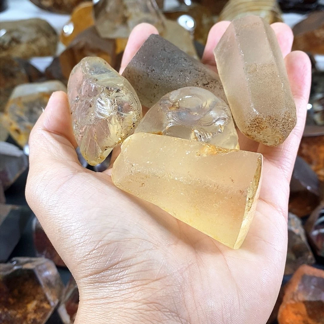 【闪购商品】水晶车挂未镶嵌天然水晶原石