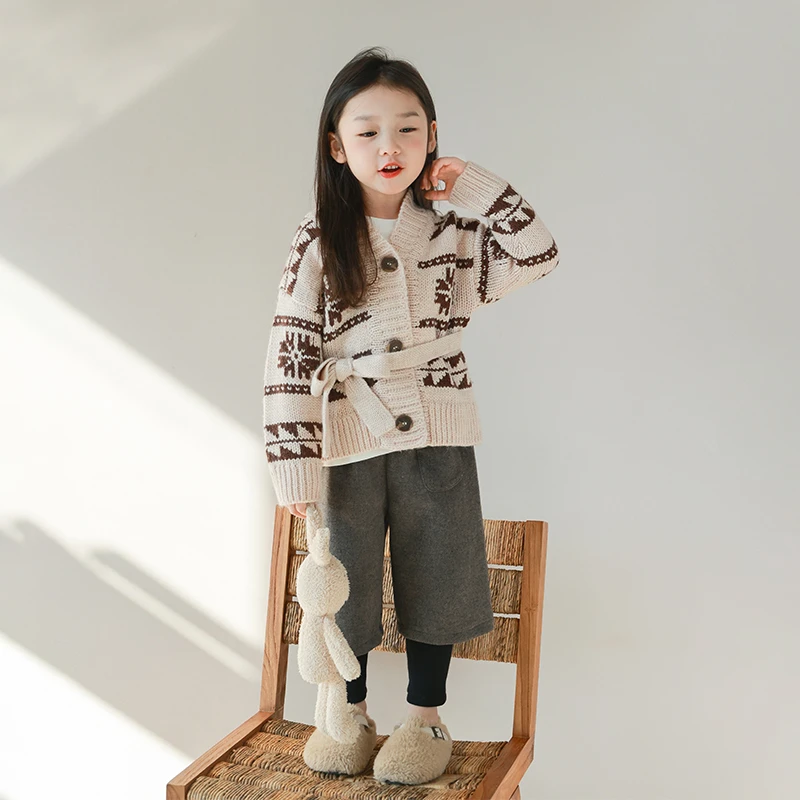utouto大耳象女童女童撞色花纹毛衣开衫2024春季款女宝2307964