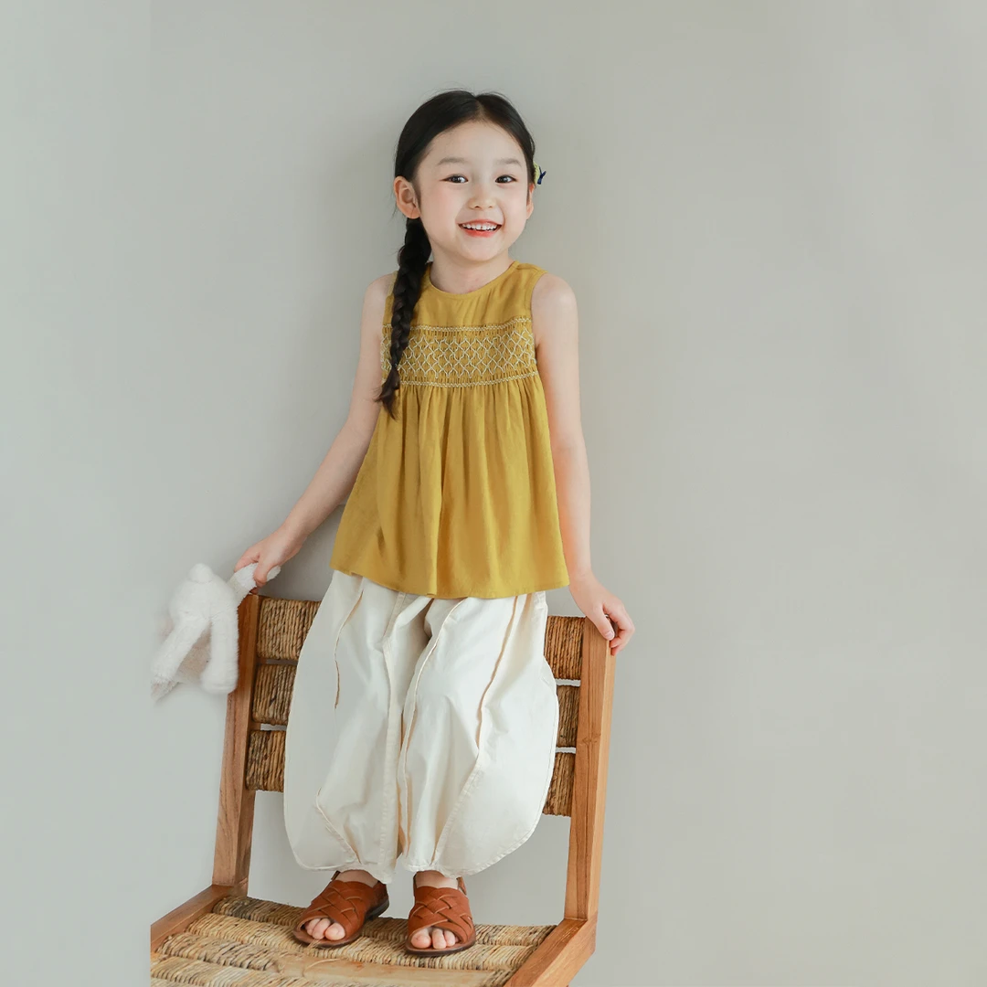 utouto大耳象女童打揽无袖小衫2024夏季新款女孩重工2403027