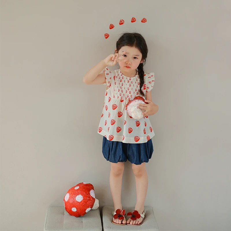 大耳象童装铺女童打褶木耳边草莓小衫2023夏季新2304031