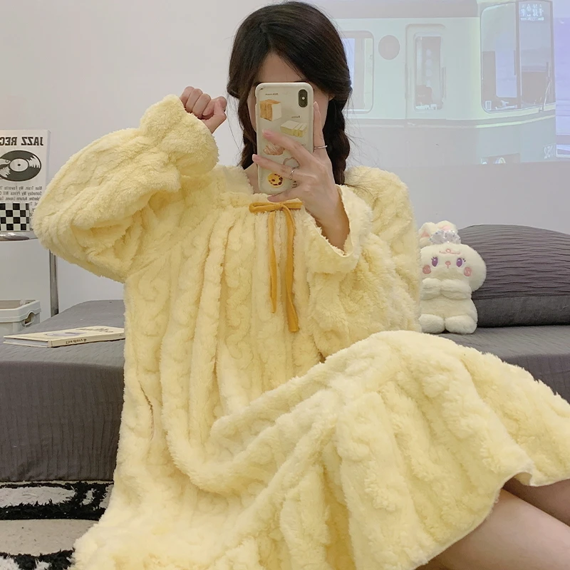 睡裙女冬季珊瑚绒加绒加厚法兰绒长袖冬天大码清馨睡衣女士秋冬款