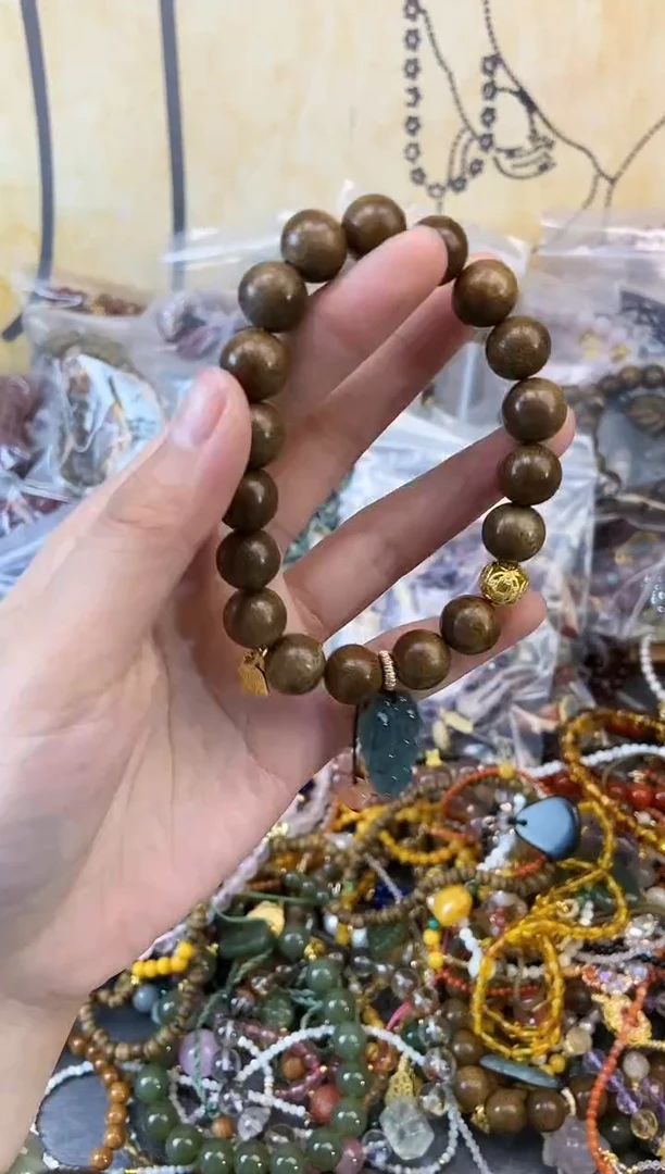 【闪购商品】檀香木吊坠未镶嵌344