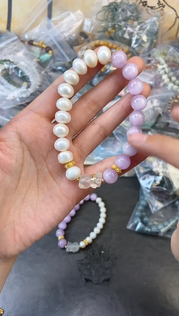 【闪购商品】锂辉石手串未镶嵌242