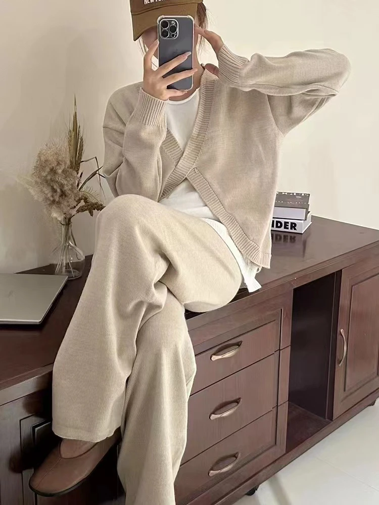 60 【Miu 系私服】杏色浅调 放松自我 毛衣套装（D26）