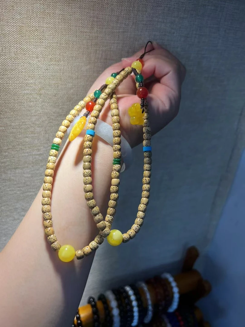 文玩DIY手机链 百搭时尚多样化发其一