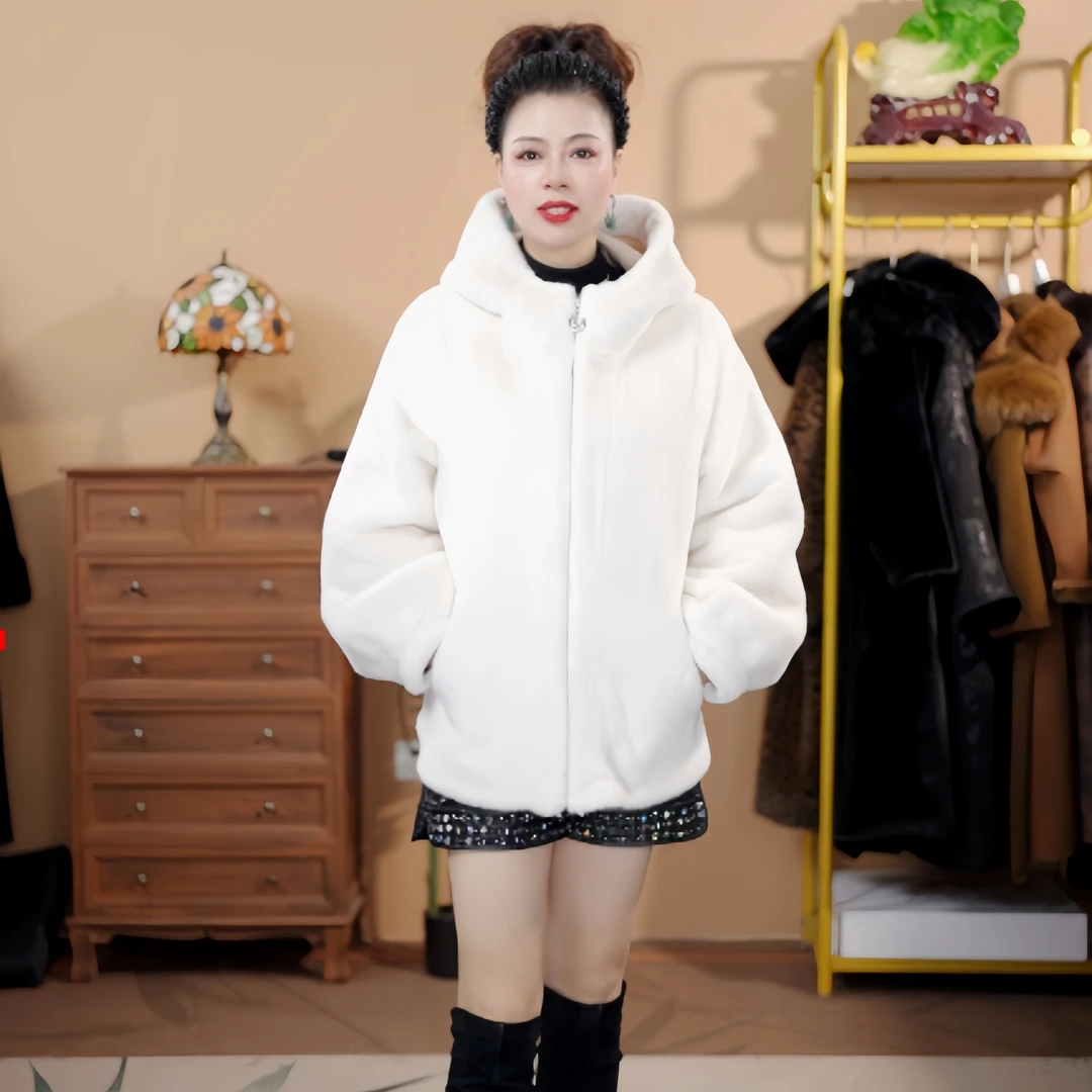 1041冬季新款气质短款连帽时尚女外套潮流