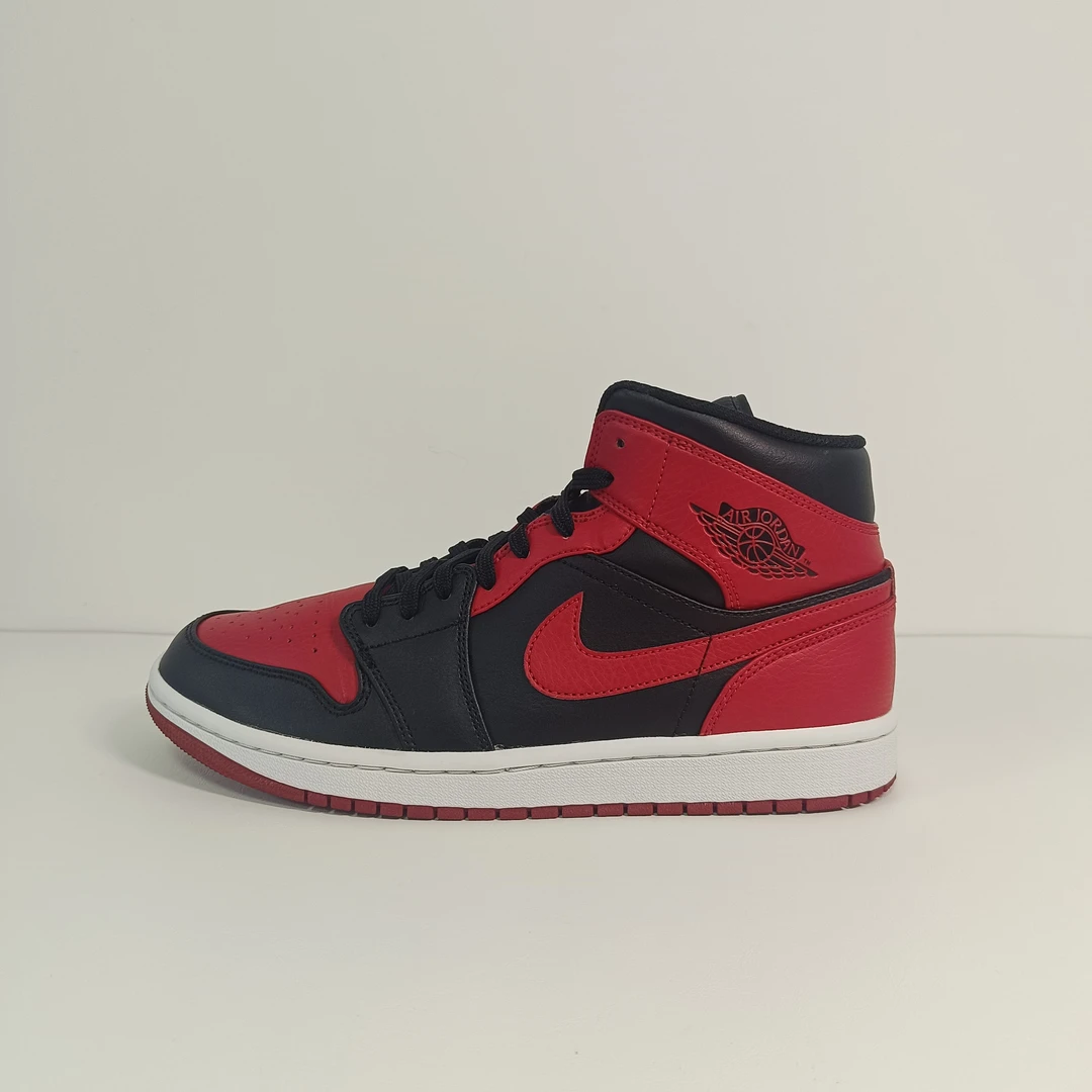 42码/Air Jordon 1 mid 小禁穿 市价829 无原盒 A078
