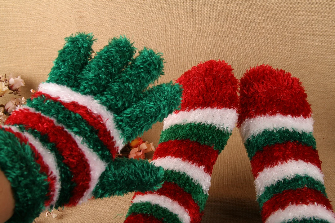 外贸圣诞手套+五指袜套装