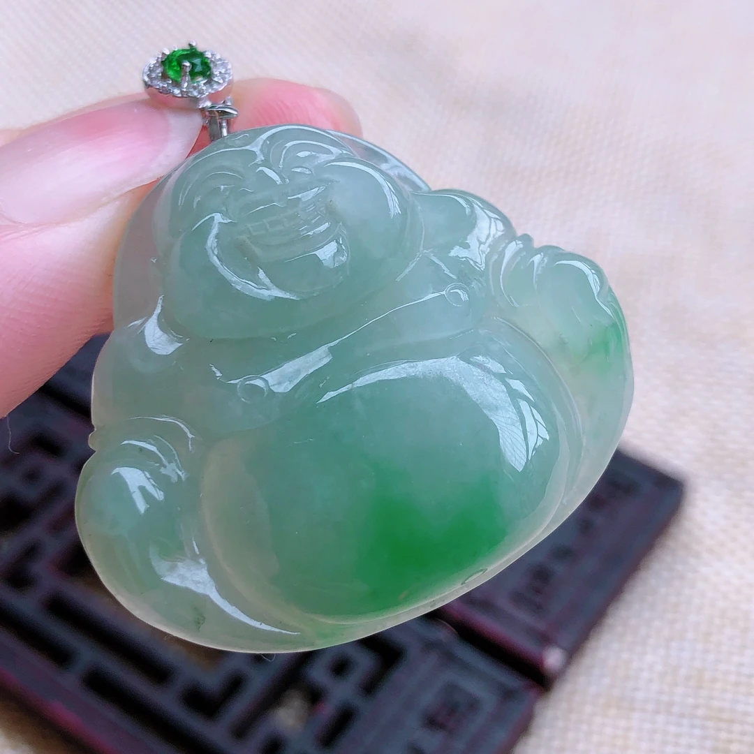 正品天然缅甸翡翠A货飘阳绿大件玉佛公吊坠挂件精致项坠