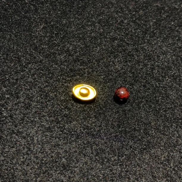 小欢哥 足金999古法金元宝通孔/石榴石