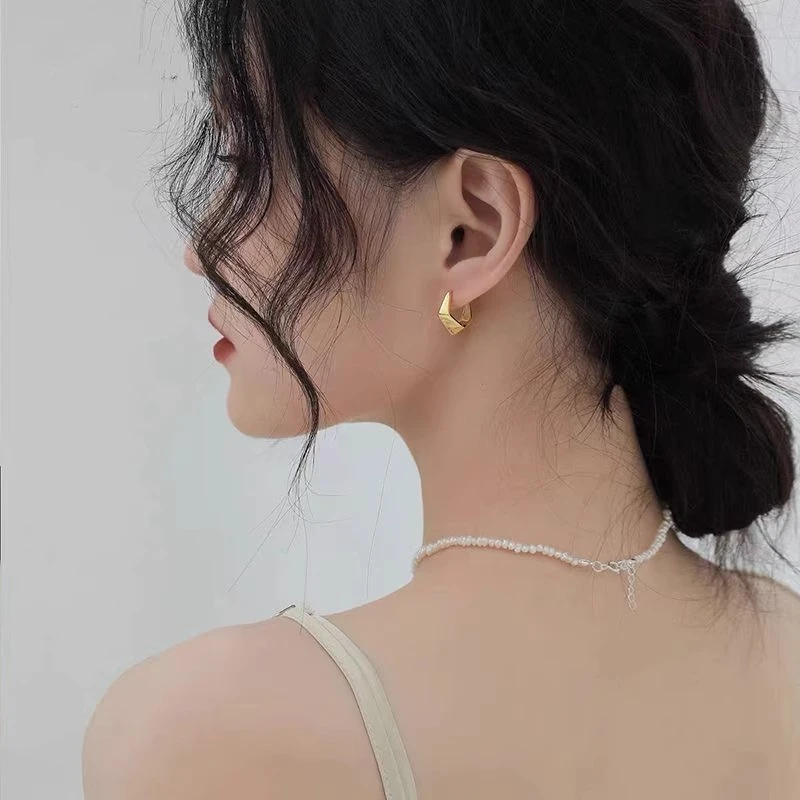 耳饰 几何立体耳环女简约气质ins风百搭耳扣耳饰法式时尚