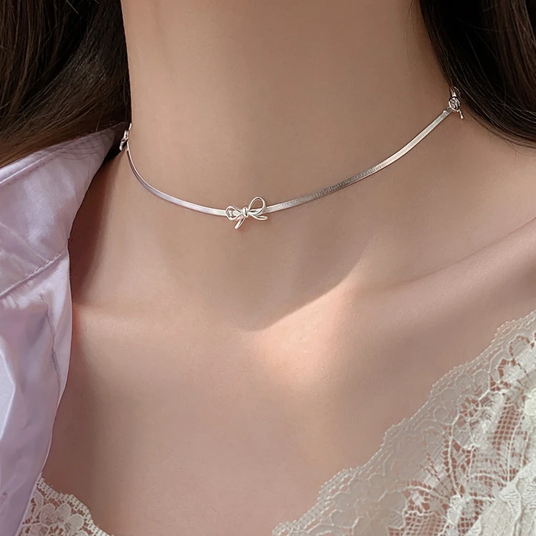 蝴蝶结项链女2025新款爆款轻奢高级感锁骨链冷淡风个性