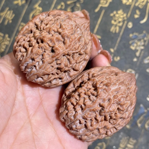 大蒜头381号全品文玩核桃闷油瓶