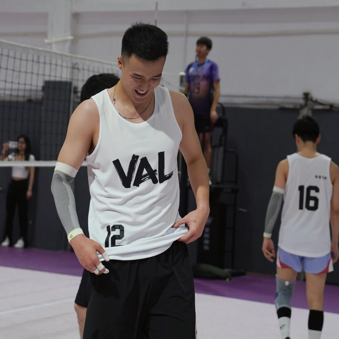 VAL 「排球少年」个性背心 速干透气