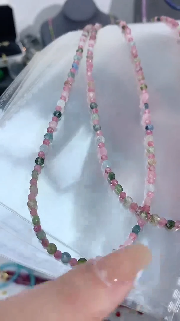 【闪购商品】碧玺颈饰银S925镶嵌刻99