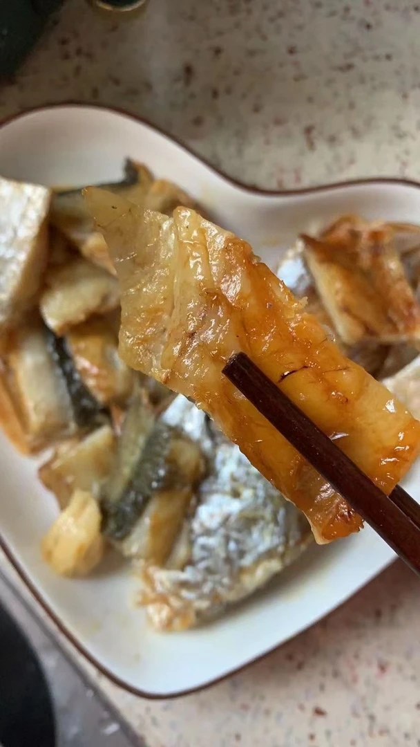 深海黄花鱼干，活鱼晒，一箱10只装，一只250克