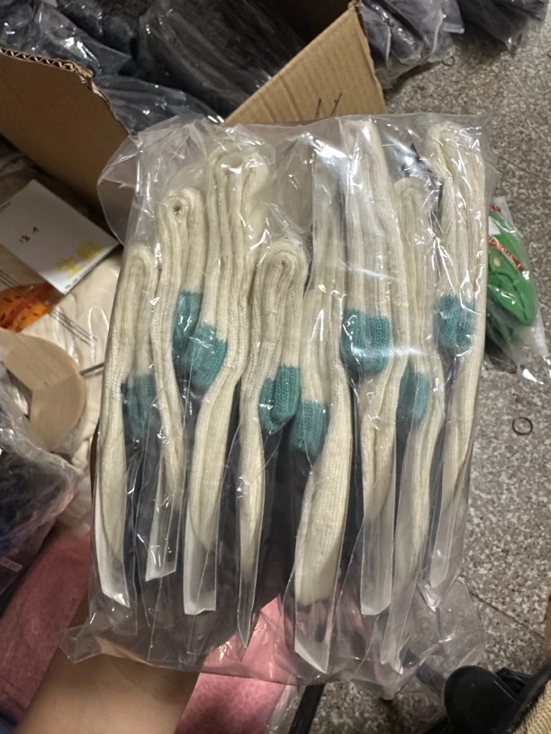 米白色袜子儿童三到五岁八双