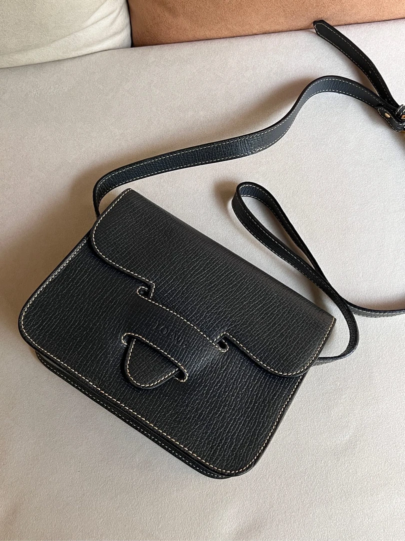 95新 LOEWE/罗意威 九 深蓝黑斜挎叶子包