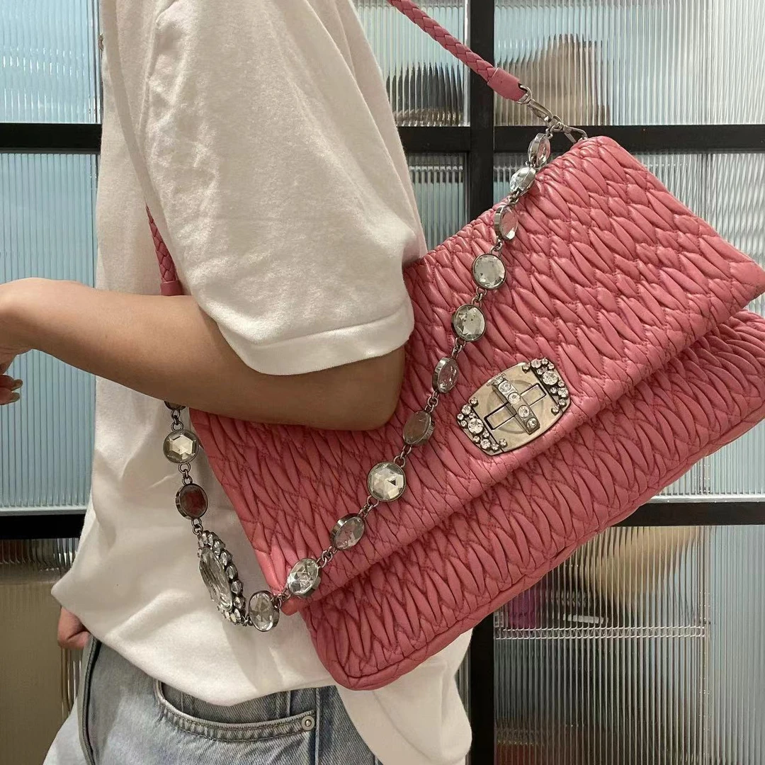 95新 MIU MIU/缪缪 粉色褶皱单肩斜挎包