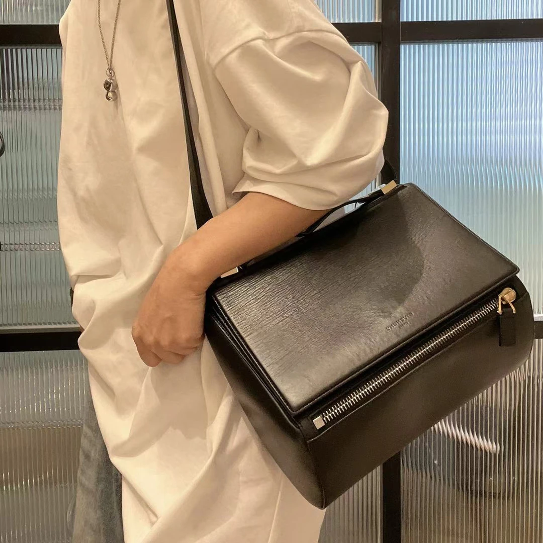 95新 Givenchy/纪梵希 1AG325 硬盒潘多拉单肩包