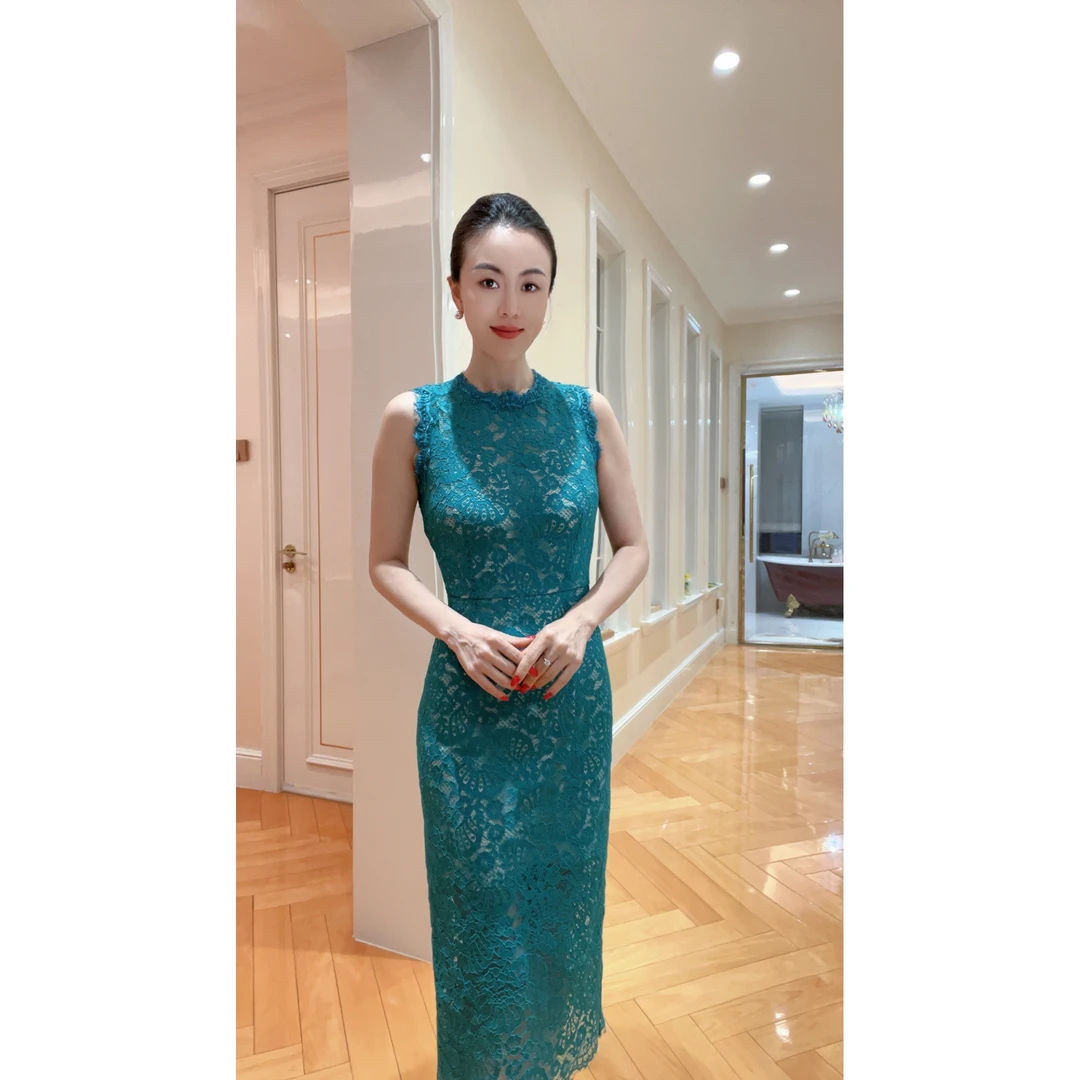 5171【沁人心脾】研家轻奢高定湖蓝色微闪修身显瘦无袖连衣裙