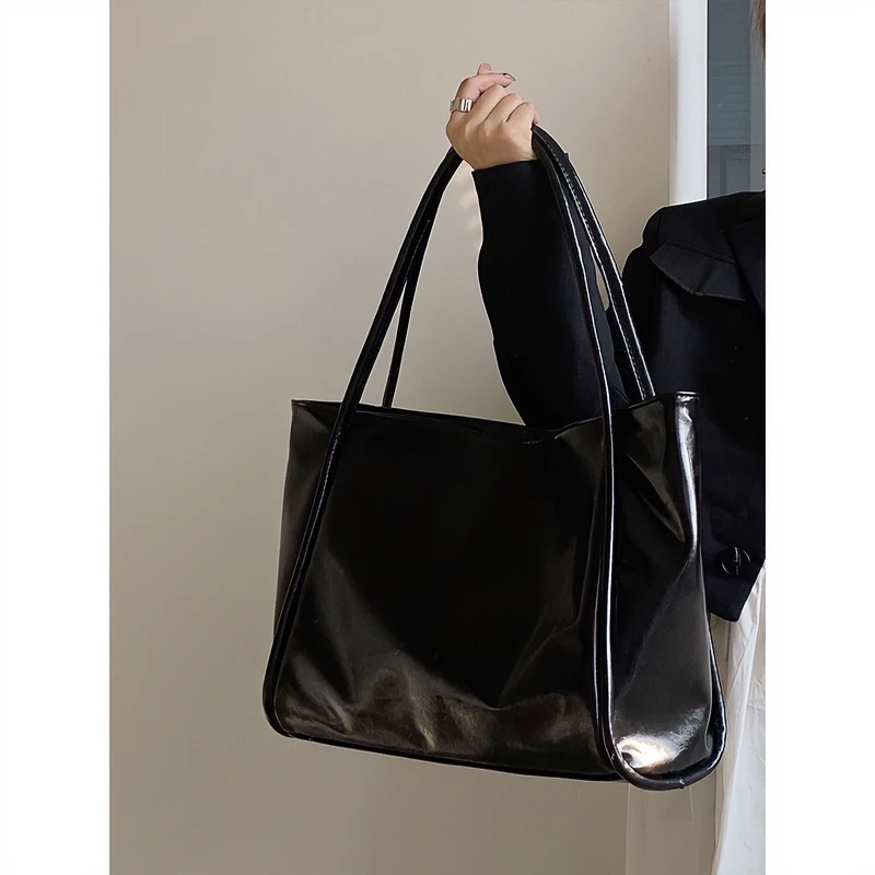 大容量包包女2023新款休闲质感黑色上班通勤包时尚单肩包托特包潮