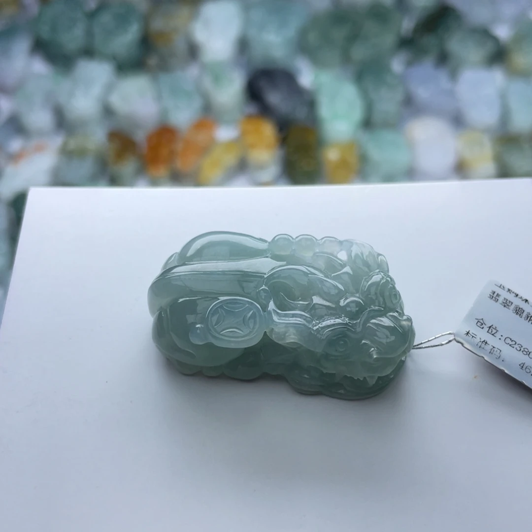 翡翠颈饰未镶嵌貔貅