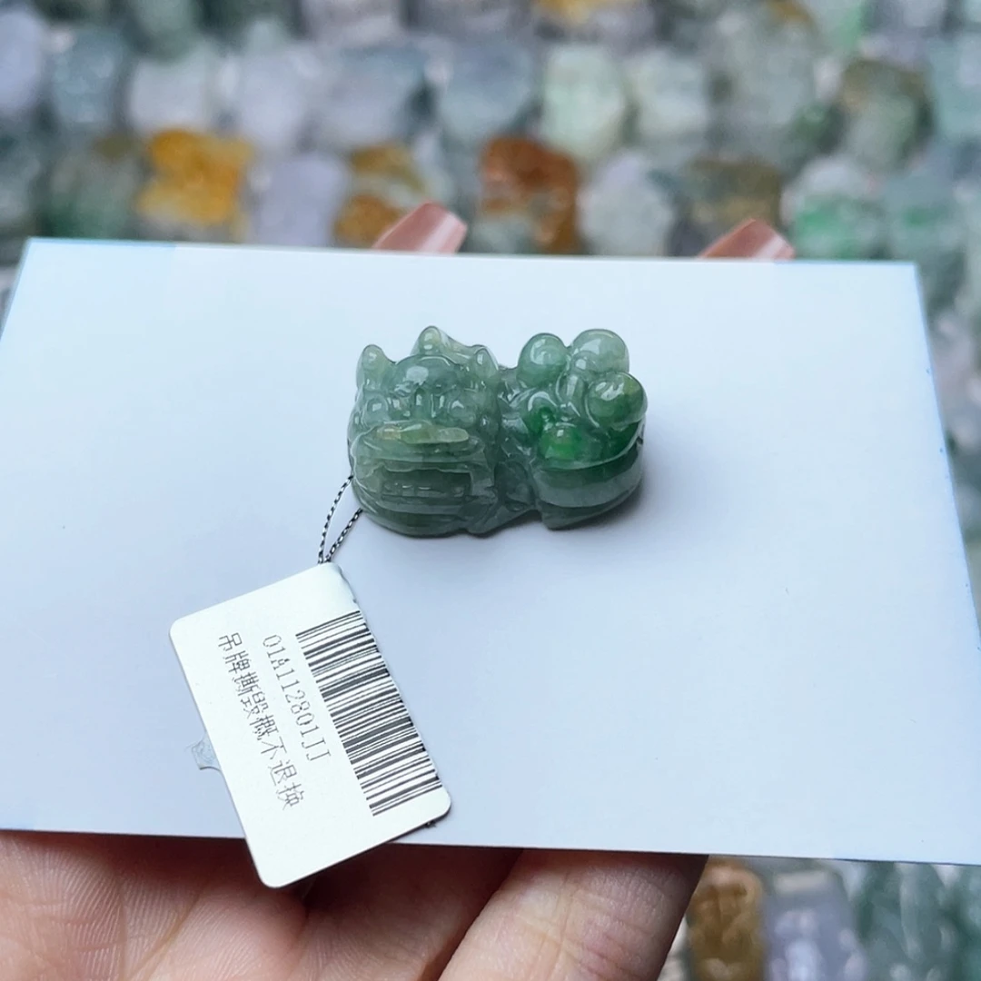 【闪购商品】翡翠颈饰未镶嵌啊*