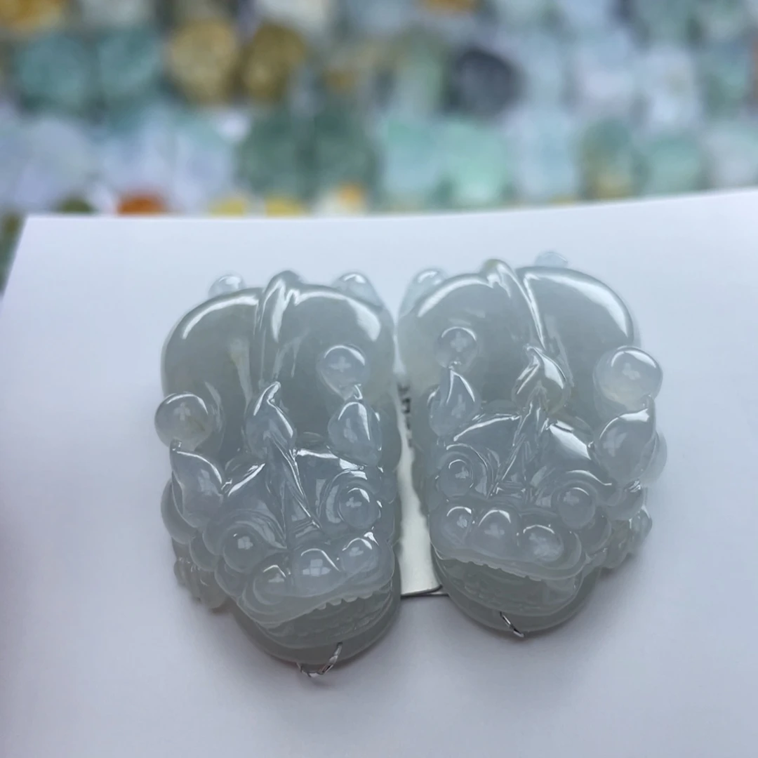 翡翠颈饰未镶嵌貔貅