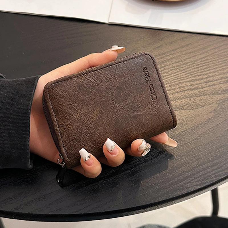 防消磁卡包男女士2024新款压印大容量小巧银行卡套驾驶证件拉链包