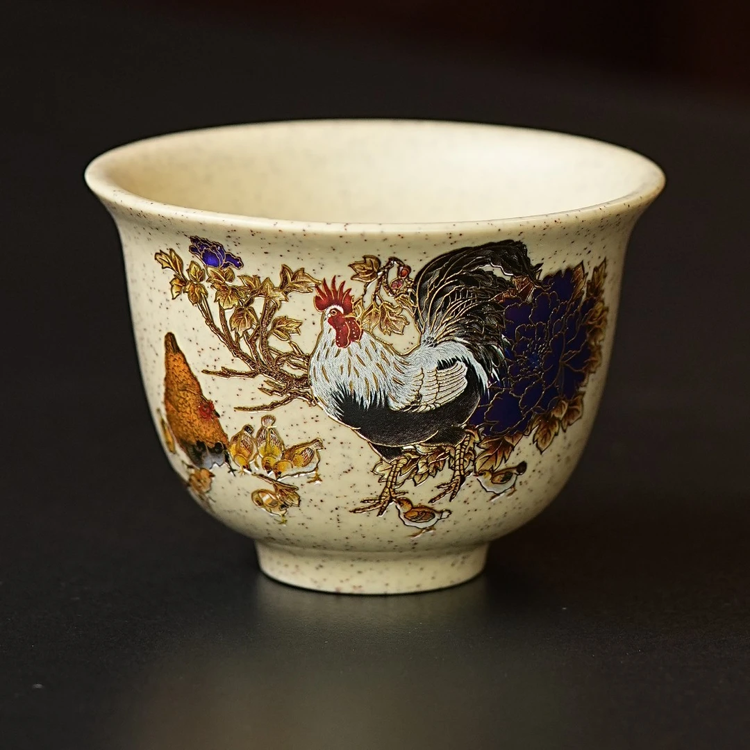 宜兴原矿段泥手工彩绘金鸡阖家欢乐紫砂主人杯